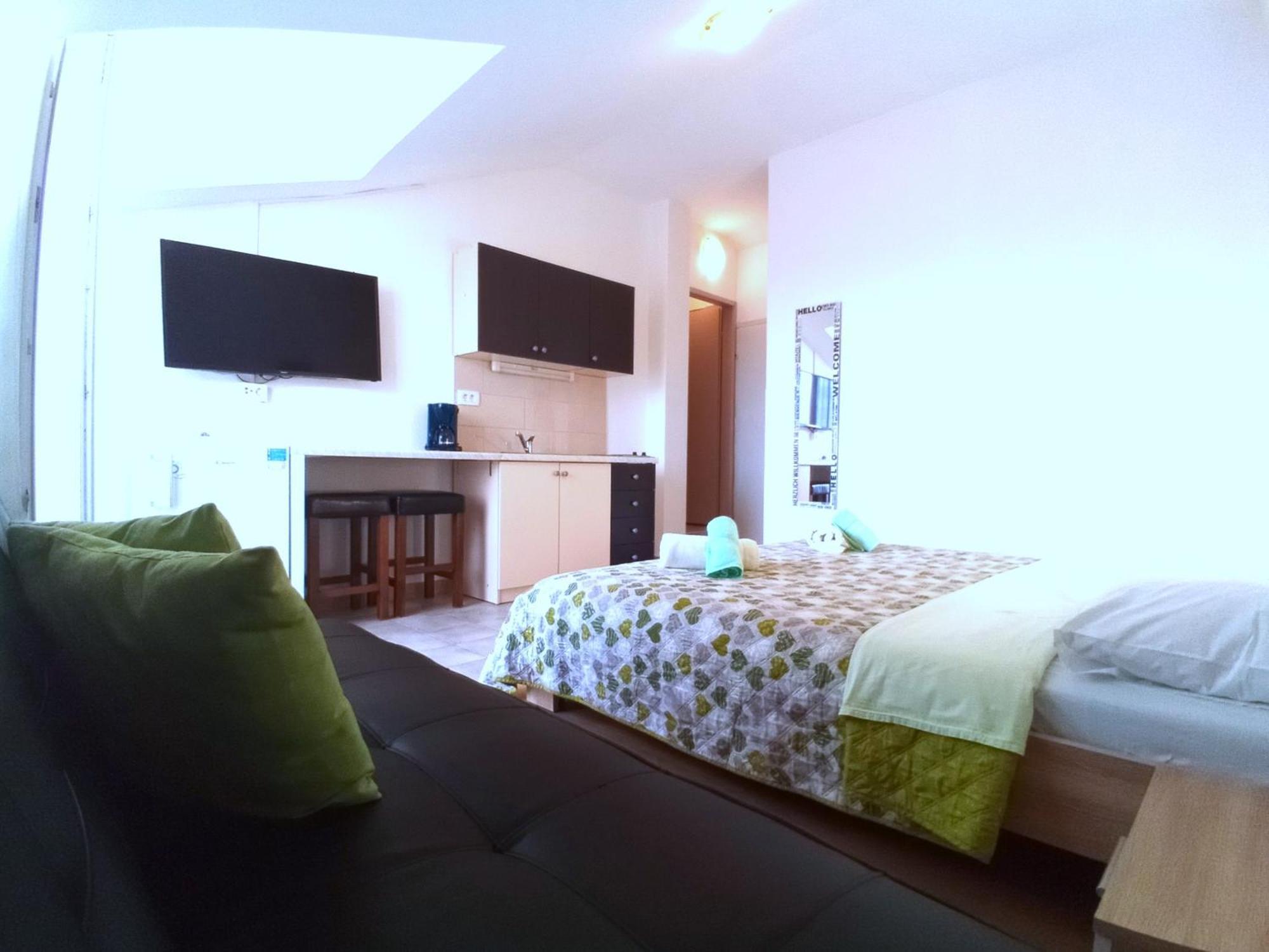 Guesthouse Cecilia Malinska Dış mekan fotoğraf